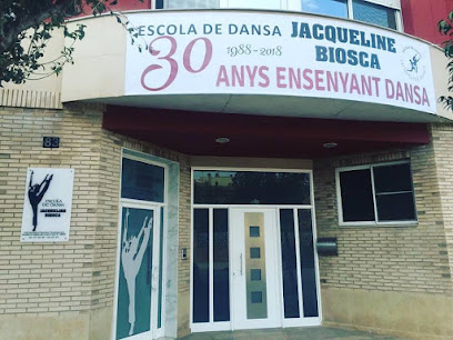 Escuela de baile Andanzas: Pasión y ritmo en movimiento ¡Aprende a bailar con pasión en Amposta!