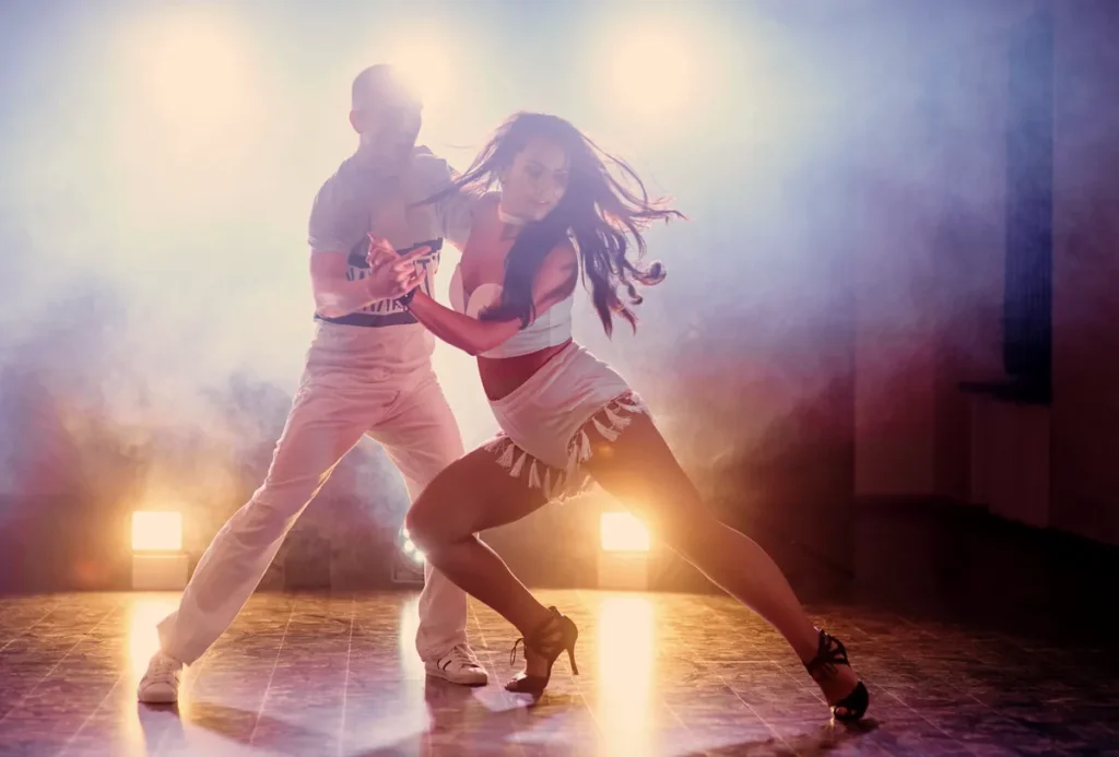 Imagen de Portada de Las 10+ Mejores Clases de Salsa y Bachata en Jaén